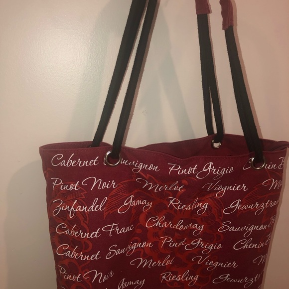 TOTE - Picture 3 of 12